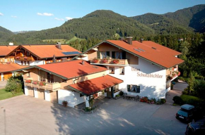 Beim Schutzbichler Reit Im Winkl